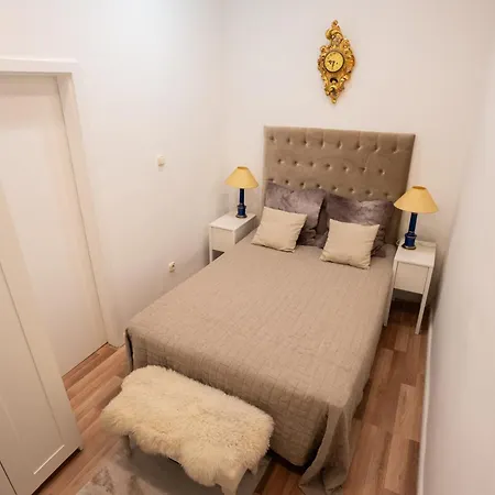 Apartment Vaci Street Residence 2Br Apartment *