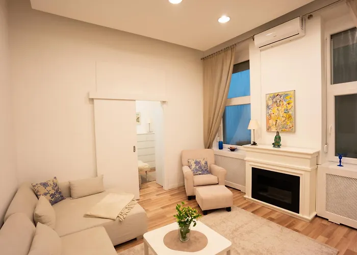 Apartment Vaci Street Residence 2Br Apartment
