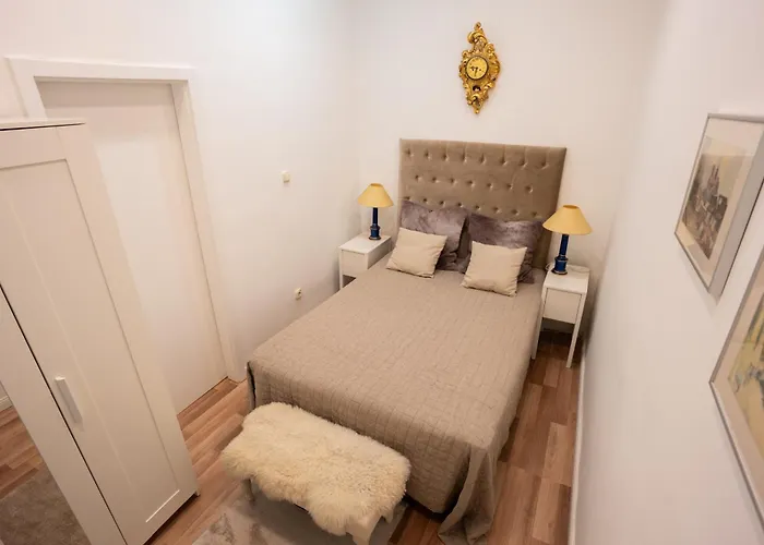 Apartment Vaci Street Residence 2Br Apartment *