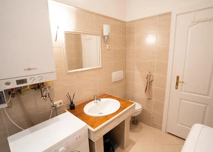 Vaci Street Residence 2Br Apartment * Budapest